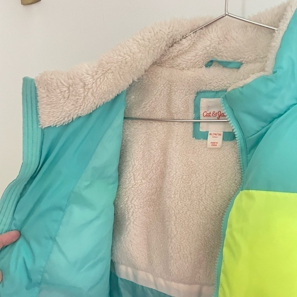 Girls cat & Jack XL colorblock thick winter jacket 14-16 warm excellent - Picture 6 of 8